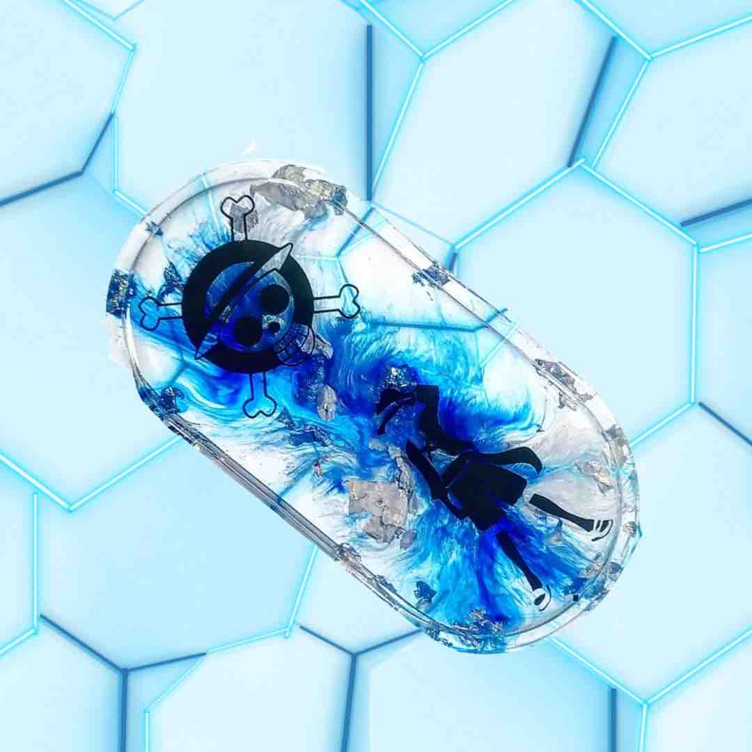 Vide-poches bleu, blanc et argenté One Piece